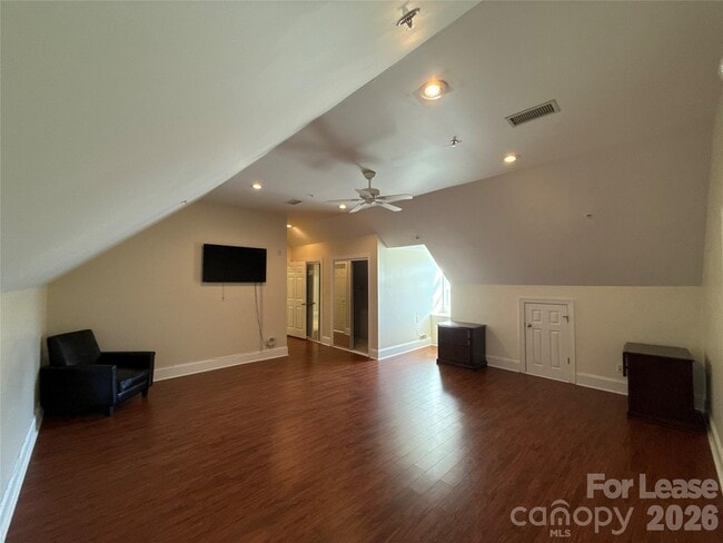 Building Photo - 14009 Thompson Rd