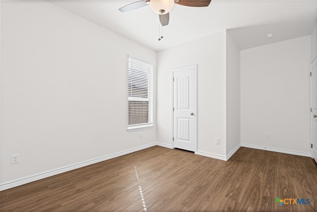 Building Photo - 5109 Rose Petal Ct