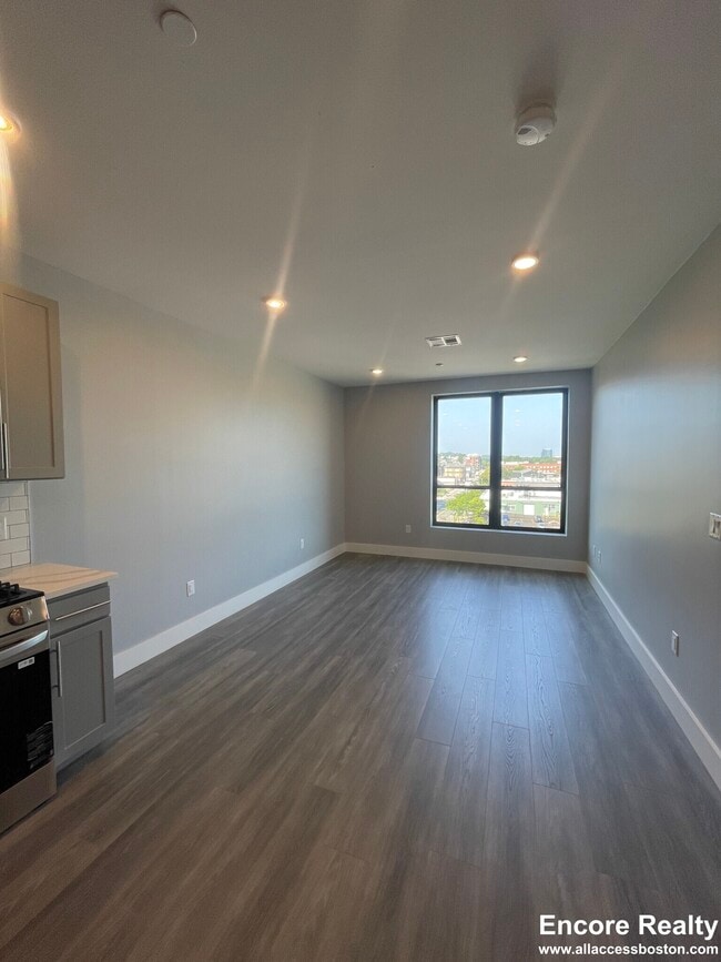 Building Photo - 365 Western Ave