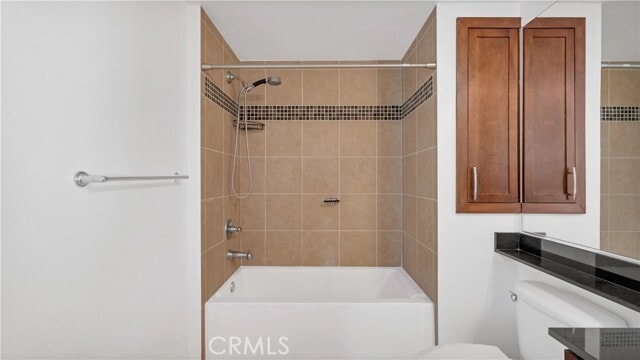 Building Photo - 1416 Scholarship