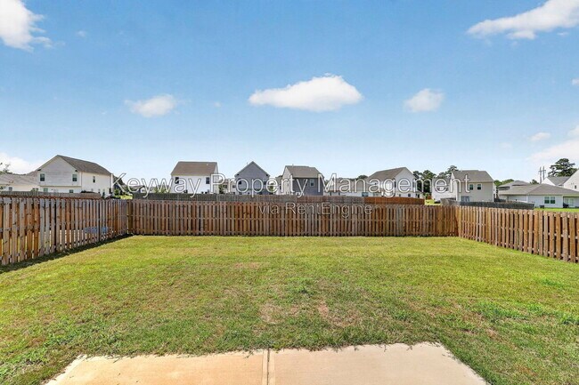 Building Photo - 411 Shipwreck Dr