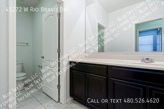 Building Photo - 41272 W Rio Bravo Dr