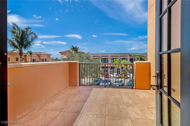 Building Photo - 23161 Fashion Dr