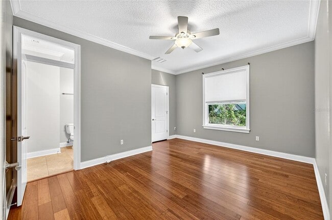 Building Photo - 2509 Bay Blvd