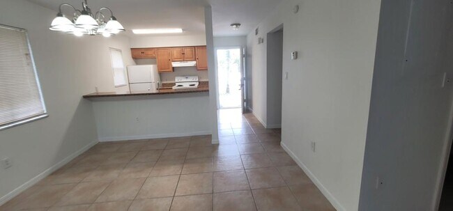 Building Photo - 3492 Fox Hollow Dr