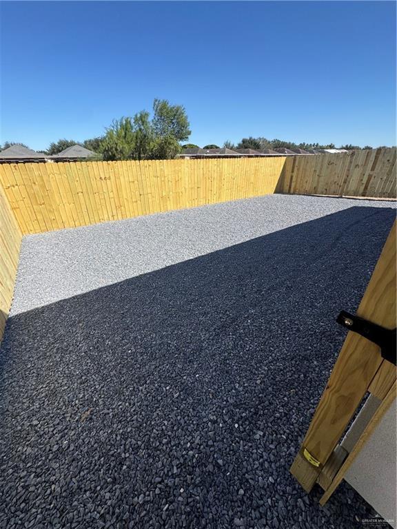 Building Photo - 11 Elsham Ave