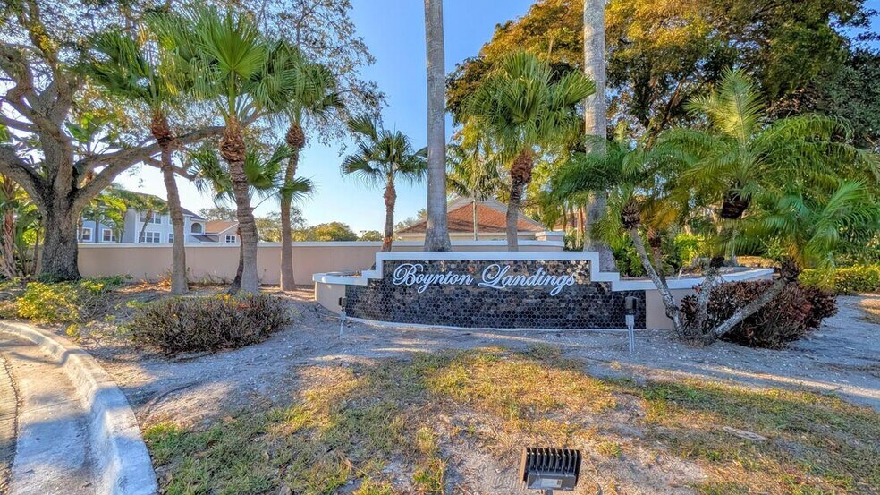 Building Photo - 2319 N Congress Ave