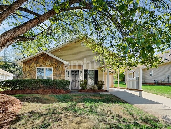 Building Photo - 133 Cameron Way Cir