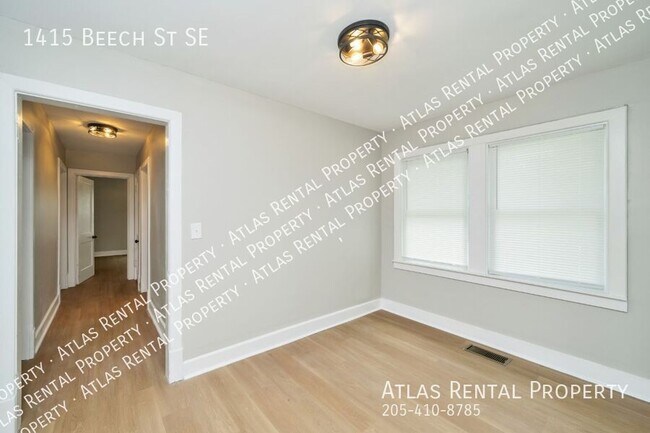 Building Photo - 1415 Beech St SE