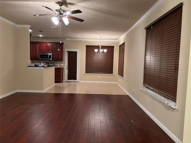 Building Photo - 3736 Sicily St