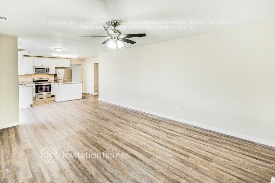 Building Photo - 7029 Honey Tree Ln