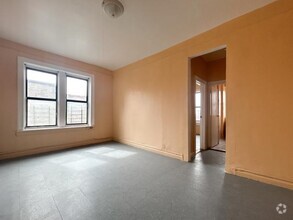 Building Photo - 0 bedroom in New York NY 10472