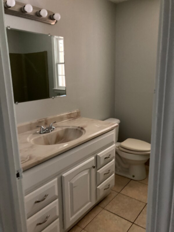 Building Photo - 127 Huff Dr