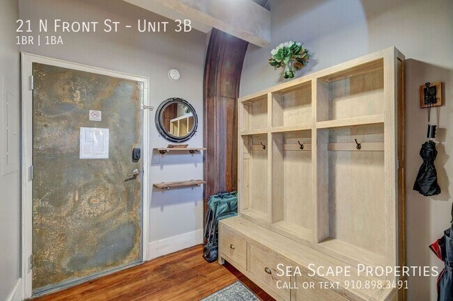 Building Photo - 21 N Front St