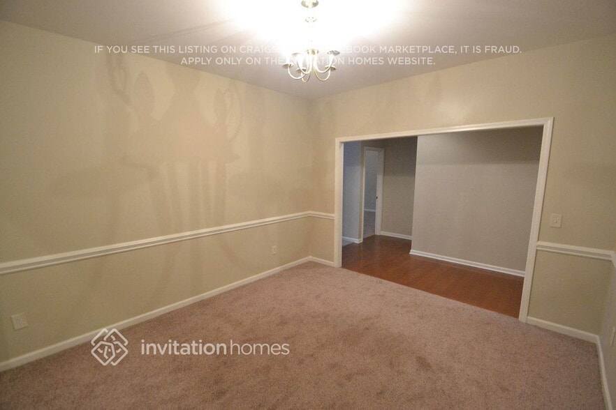 Building Photo - 8728 Hazelcroft Ln