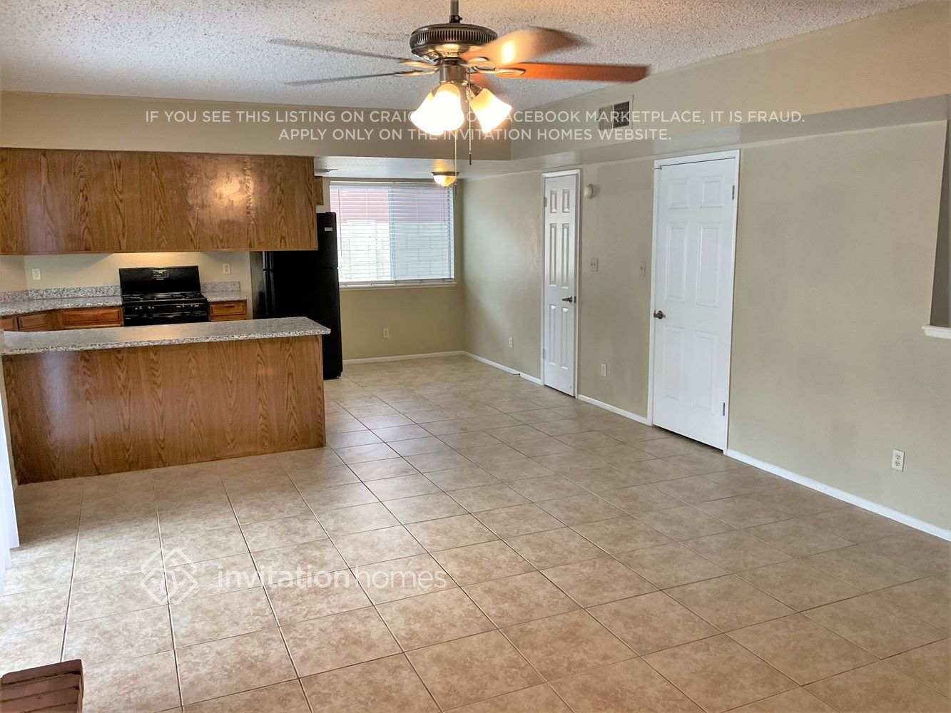 Building Photo - 1515 W Yukon Dr