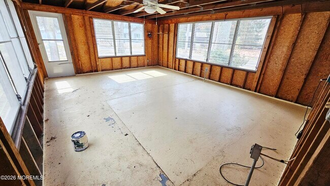 Building Photo - 12 Anderson Dr