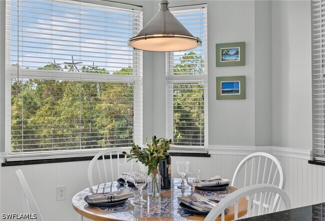Building Photo - 3820 Sawgrass Way
