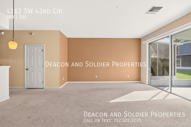 Building Photo - 4162 SW 43rd Cir