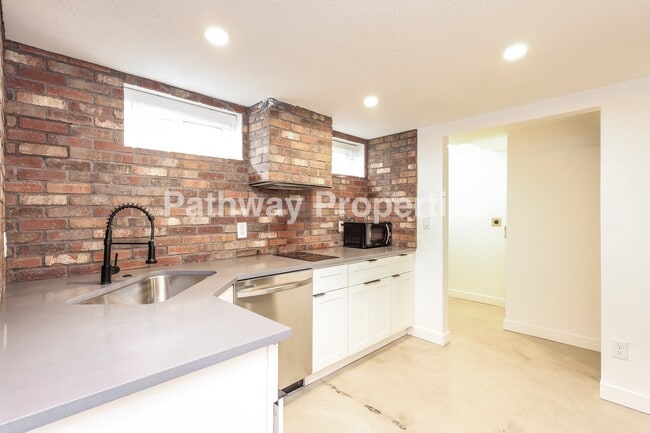 Building Photo - 1330 S 1100 E