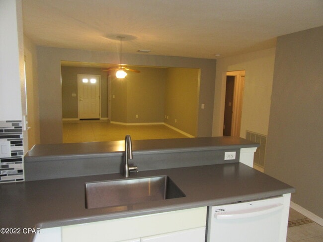 Building Photo - 3115 Meadow St