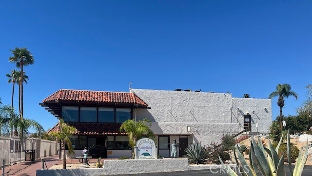 Building Photo - 9360 Oakmount Blvd