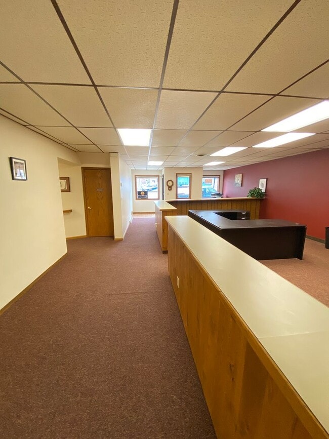 Building Photo - 118/120 E Huron