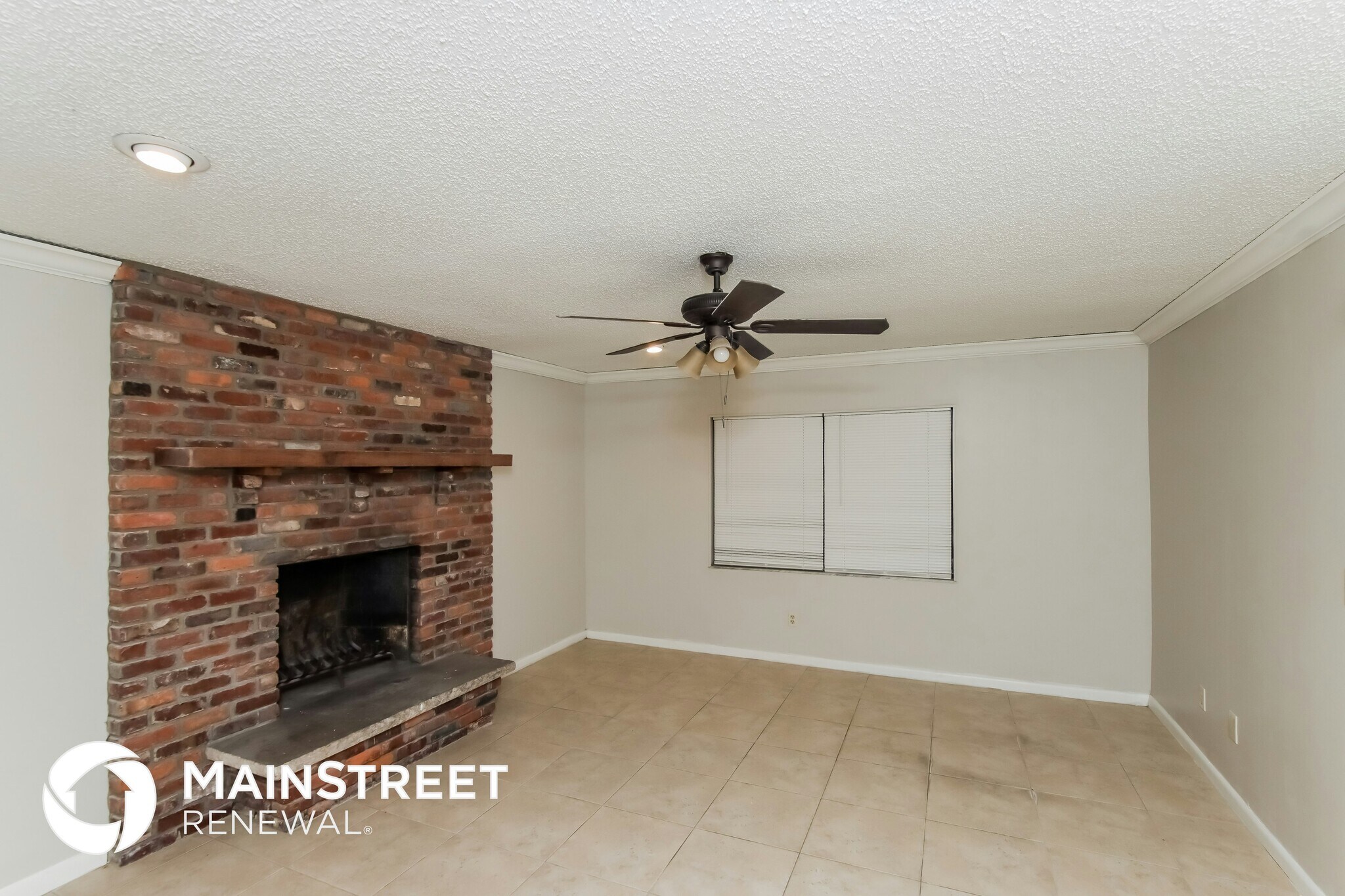 Building Photo - 2025 55th Ave