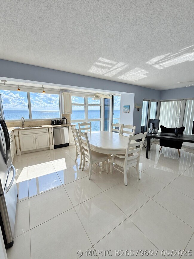 Building Photo - 1360 S Ocean Blvd