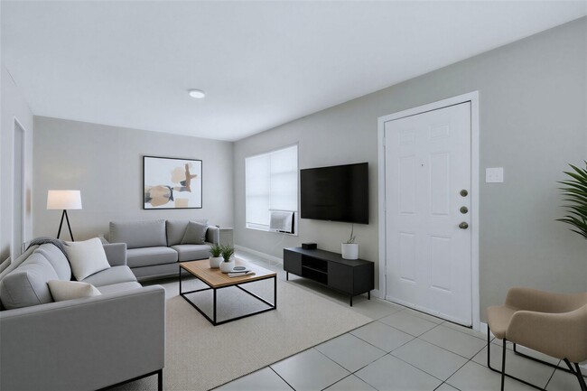 Building Photo - 1228 5th Ave N