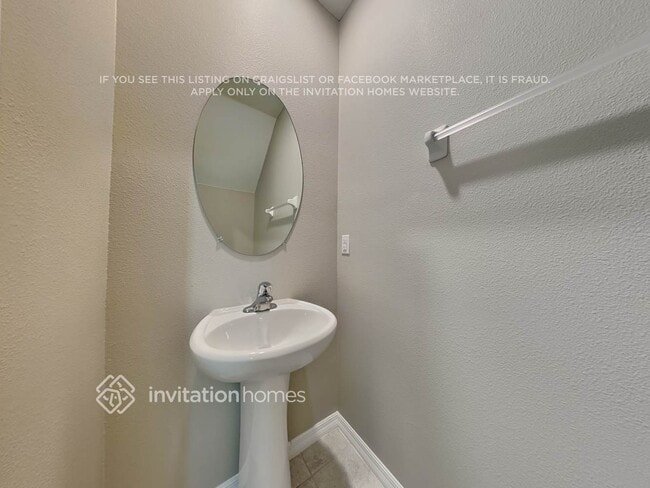 Building Photo - 15614 Greenleaf Bay St