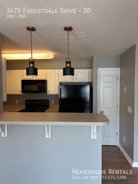 Building Photo - 3475 Forestdale Dr