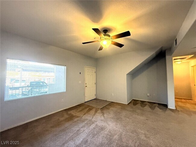 Building Photo - 7701 W Robindale Rd