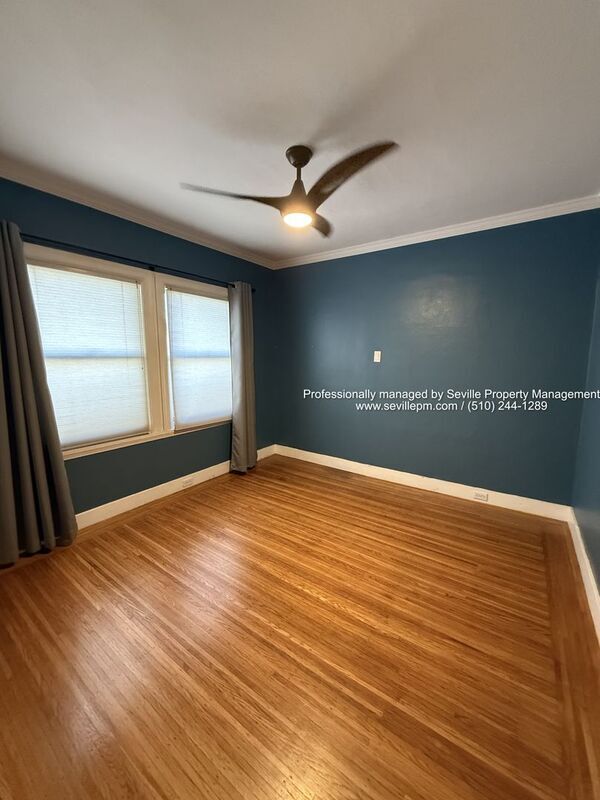 Building Photo - 2951 Madera Ave