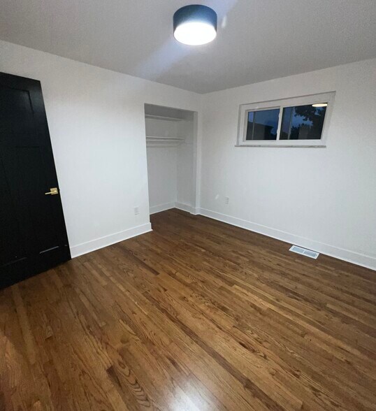 Building Photo - 3275 Gayway Ct