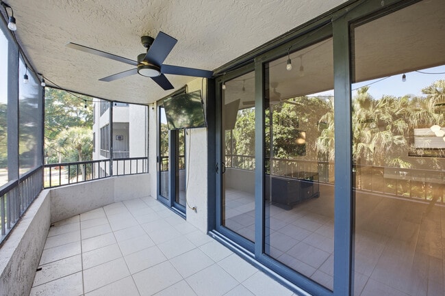 Building Photo - 2070 Homewood Blvd