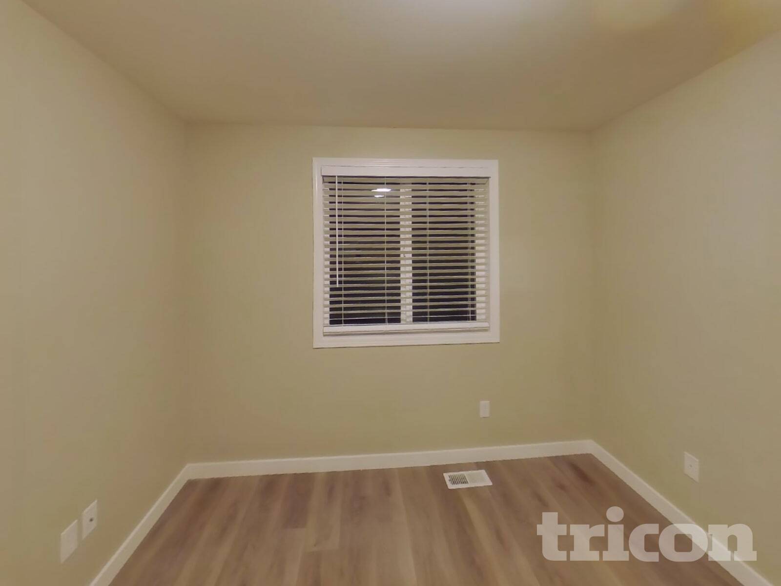 Building Photo - 8423 175th St NE