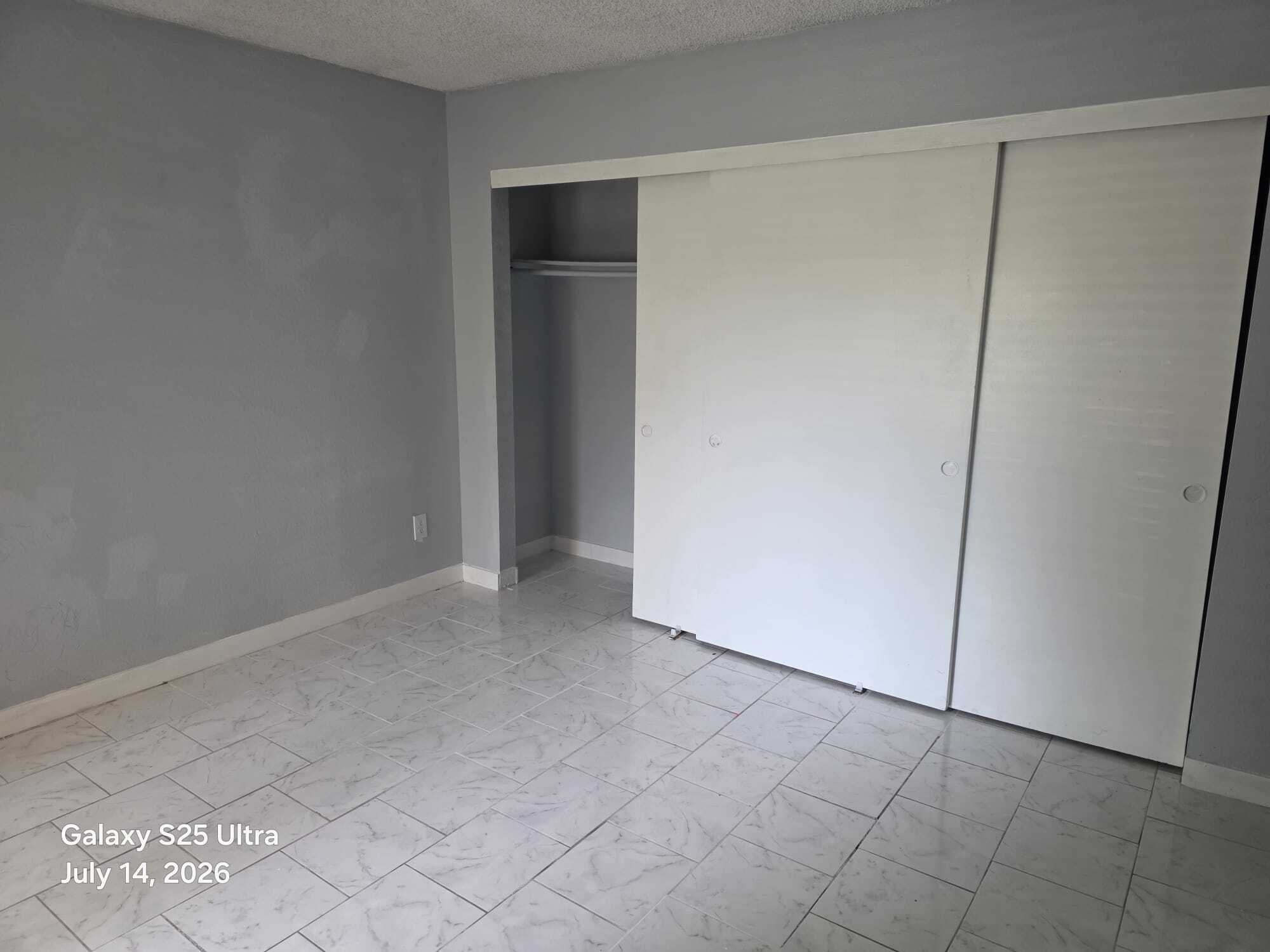 Building Photo - 6560 College Grove Dr