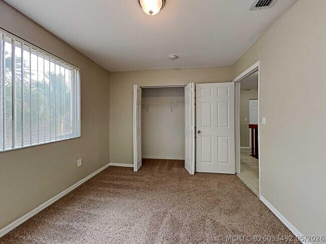 Building Photo - 15008 SW 112th Ln