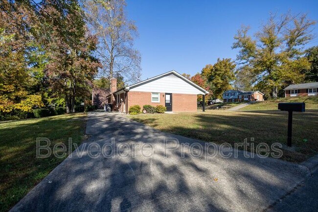 Building Photo - 2314 Bethabara Rd