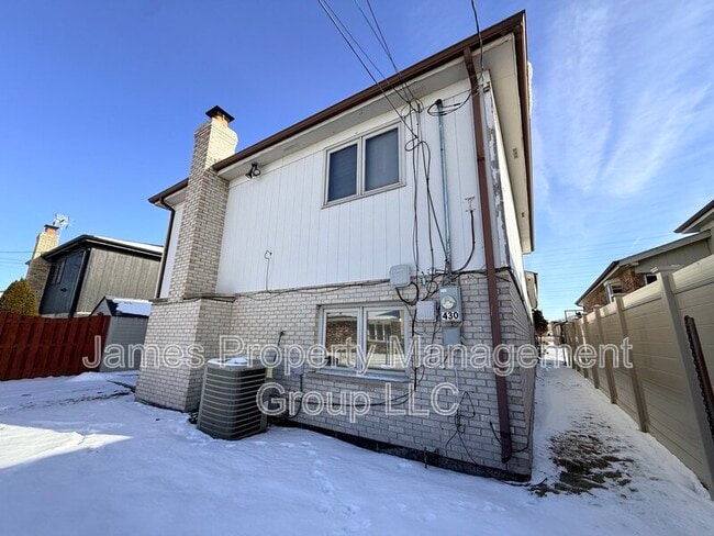 Building Photo - 430 Campbell Ave