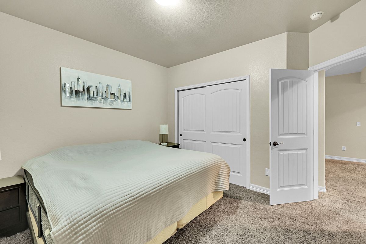 Building Photo - 6829 Juniper Ct