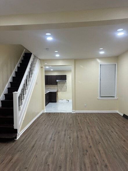 Building Photo - 922 Forrester Ave