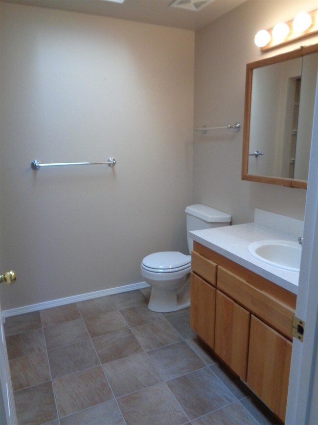 Building Photo - 3315 8th St NW