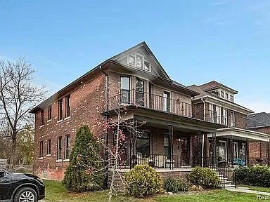 Building Photo - 613 Belmont St
