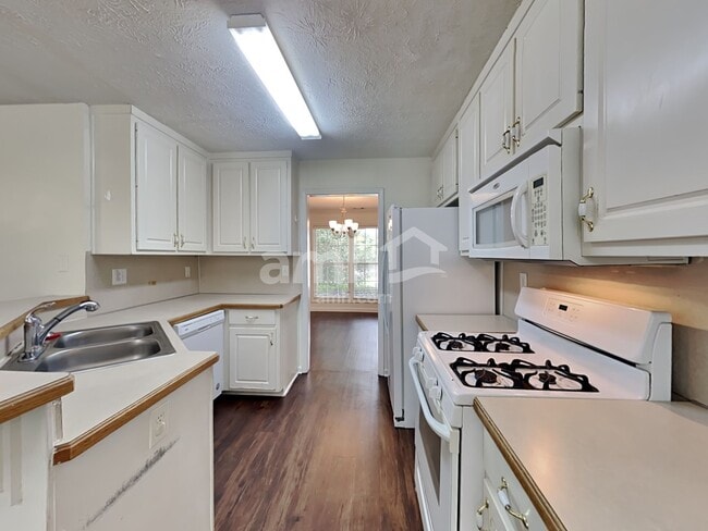 Building Photo - 1377 Bramlett Forest Ct