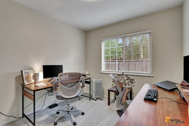 Building Photo - Stunning 3 Bedroom Home in East Anchorage with Garage