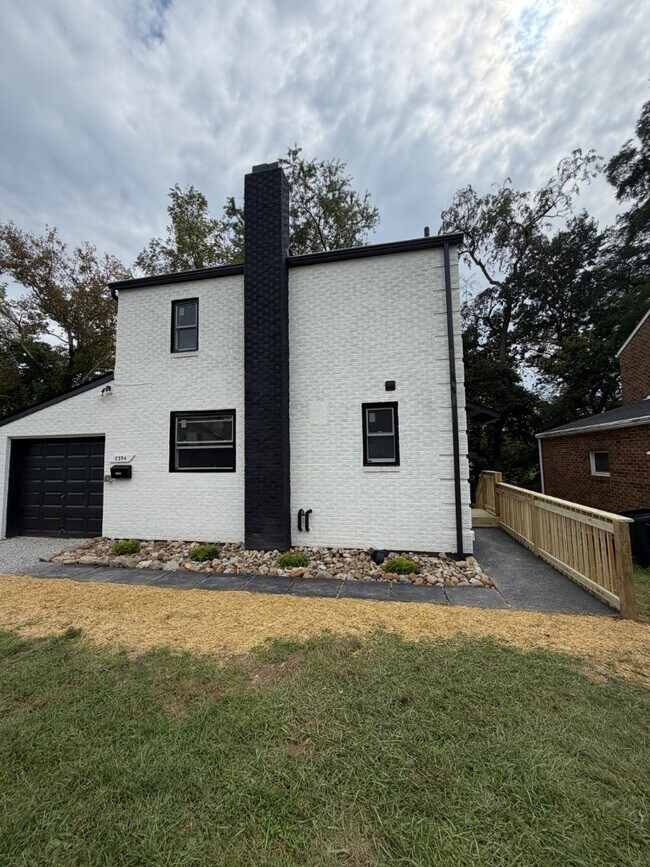 Building Photo - 8354 Ohio River Blvd