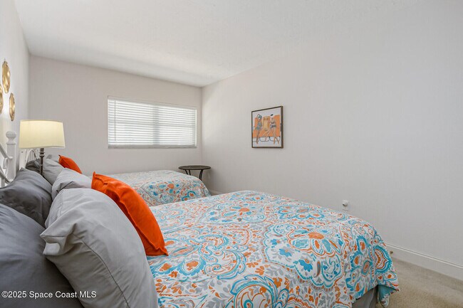 Building Photo - 4800 Ocean Beach Blvd