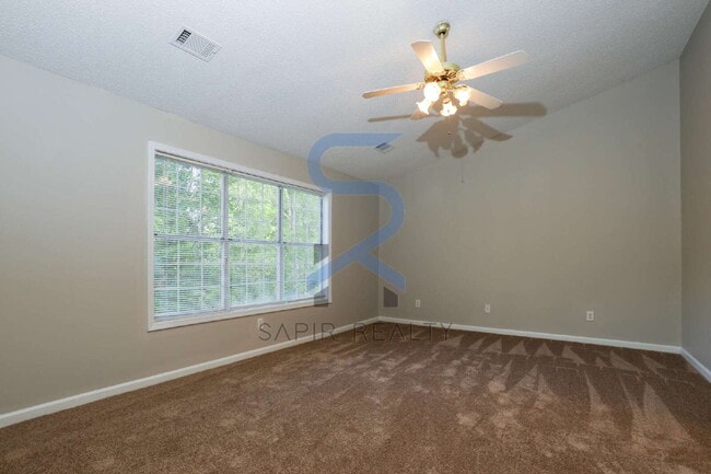 Building Photo - Room for Everyone (and Pets!) – 4BR/2BA in Covington